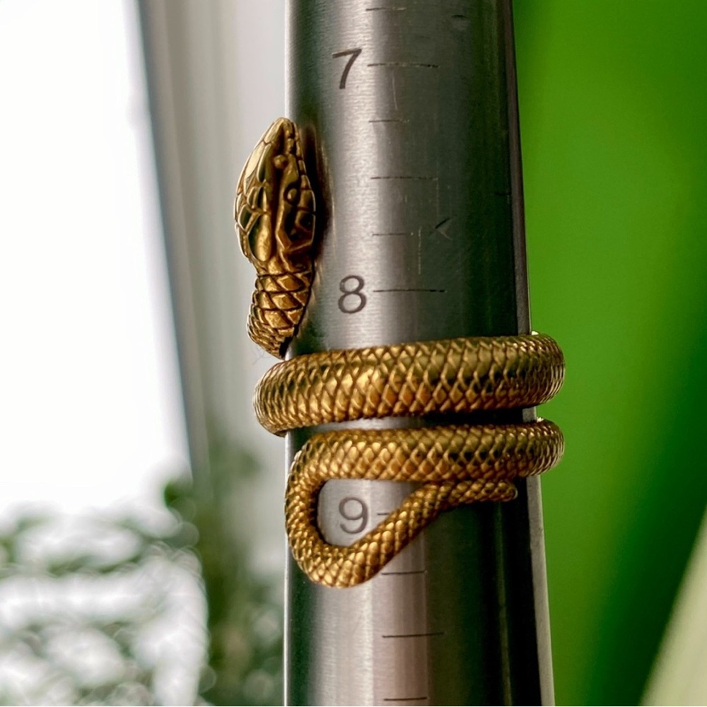 Gold snake ring
